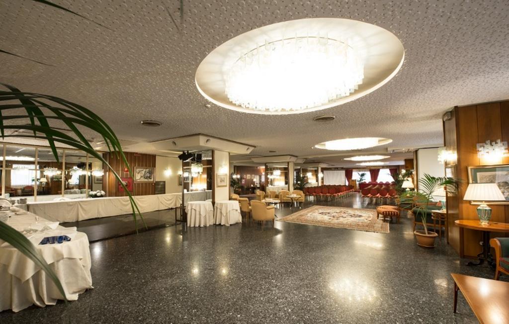 Hotel Royal Palace Мессина Экстерьер фото