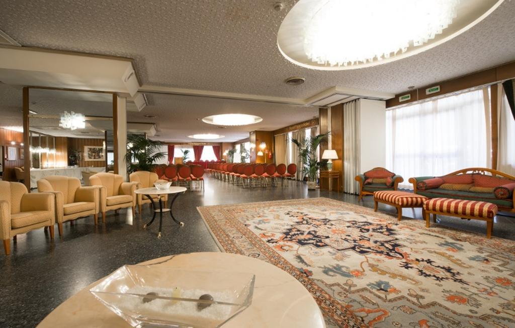 Hotel Royal Palace Мессина Экстерьер фото