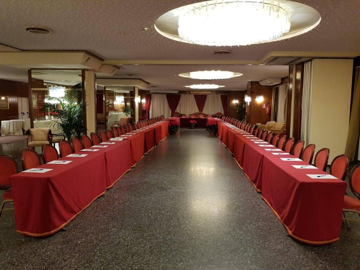 Hotel Royal Palace Мессина Экстерьер фото